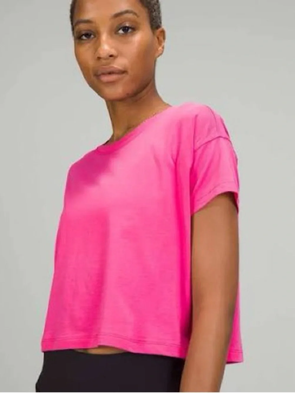 Lululemon Cates Tee Sonic Pink - Picture 2 of 2